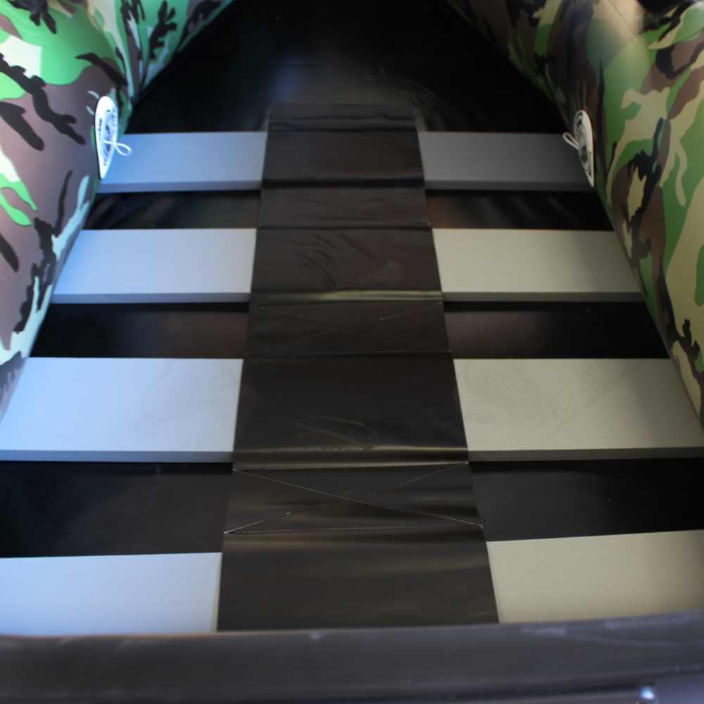 Slatted floor of the inflatable dinghy Cape Horn